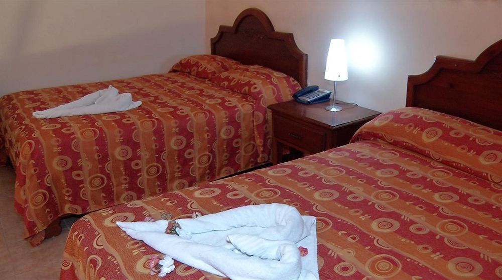 Hotel La Morada ซานโตโดมิงโก ภายนอก รูปภาพ