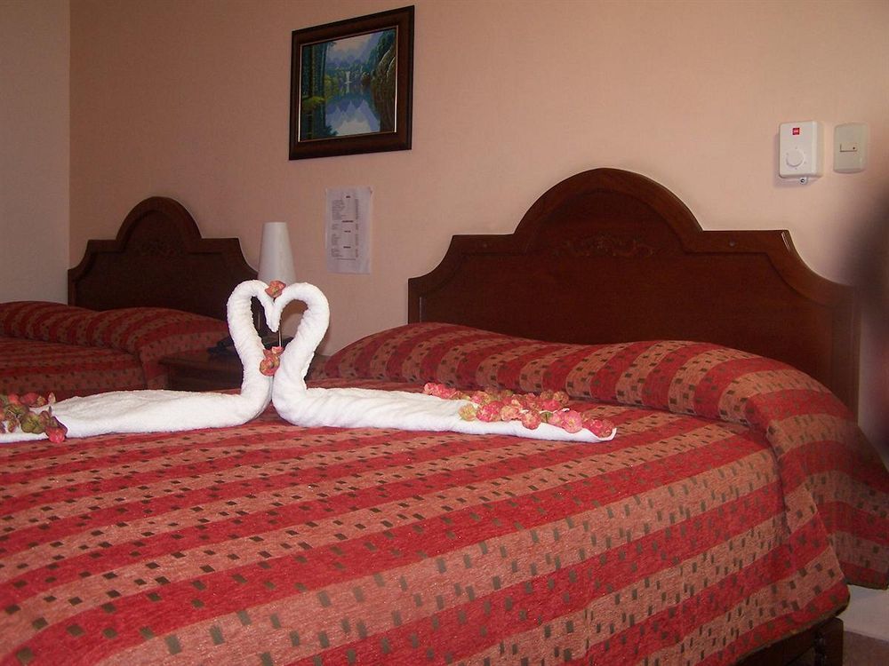 Hotel La Morada ซานโตโดมิงโก ภายนอก รูปภาพ