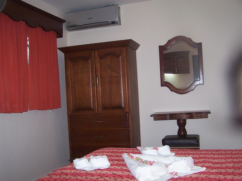 Hotel La Morada ซานโตโดมิงโก ภายนอก รูปภาพ