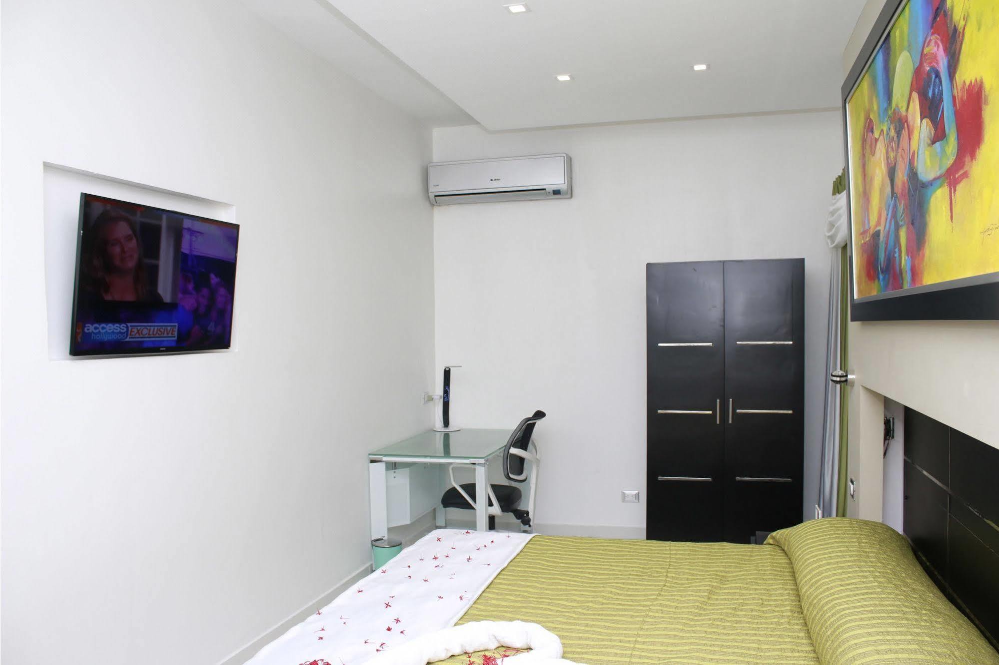 Hotel La Morada ซานโตโดมิงโก ภายนอก รูปภาพ
