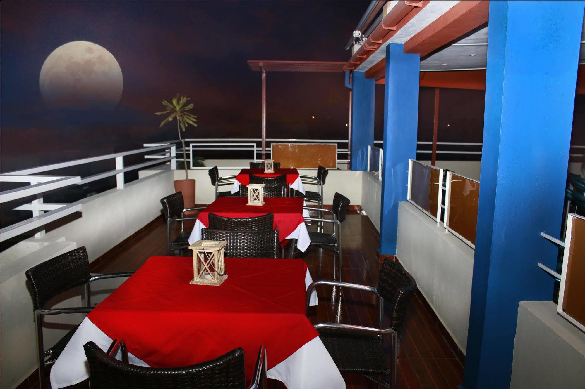 Hotel La Morada ซานโตโดมิงโก ภายนอก รูปภาพ