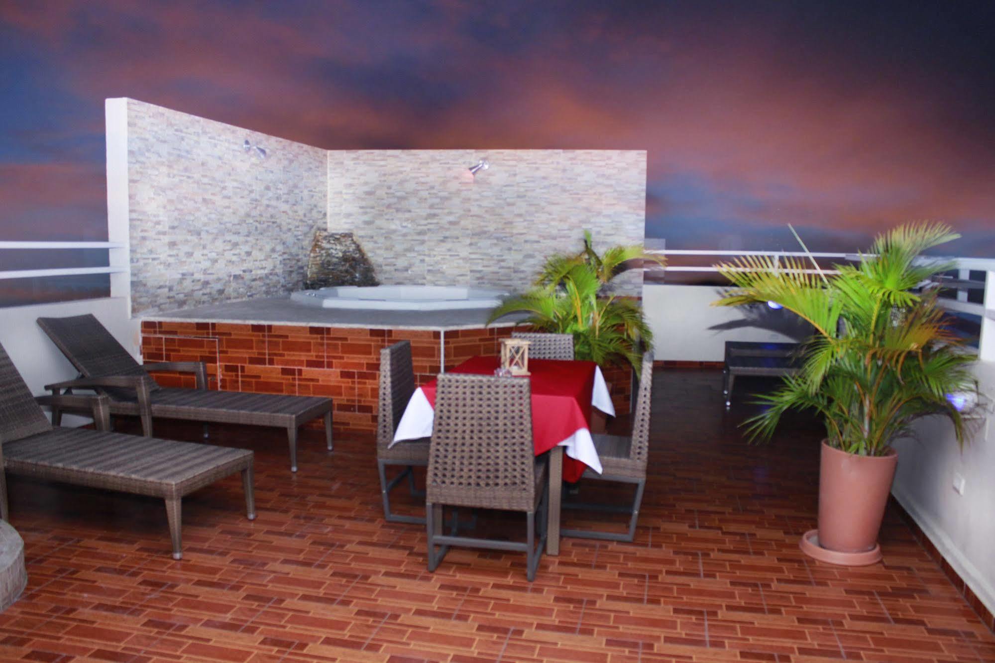 Hotel La Morada ซานโตโดมิงโก ภายนอก รูปภาพ