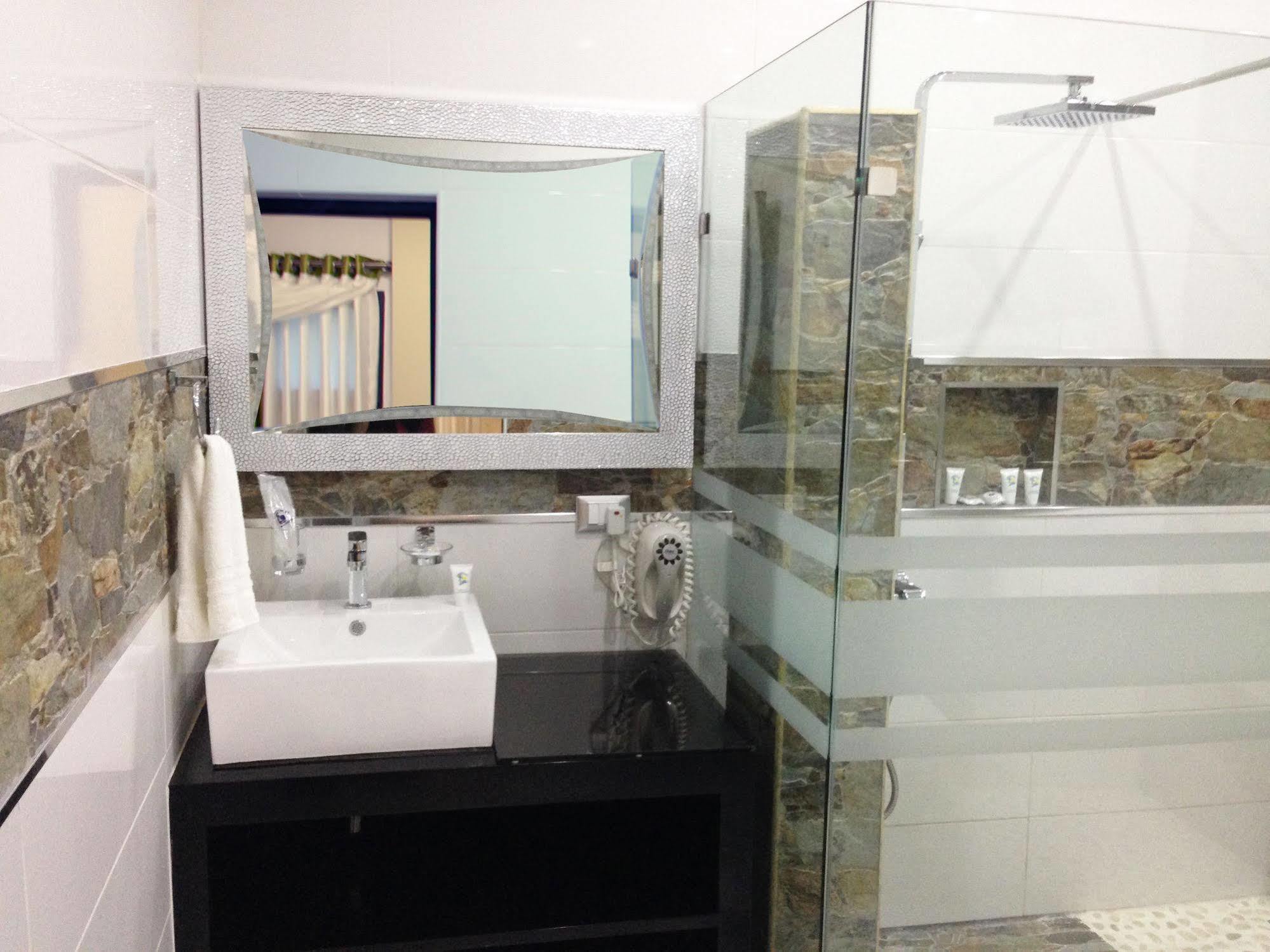 Hotel La Morada ซานโตโดมิงโก ภายนอก รูปภาพ